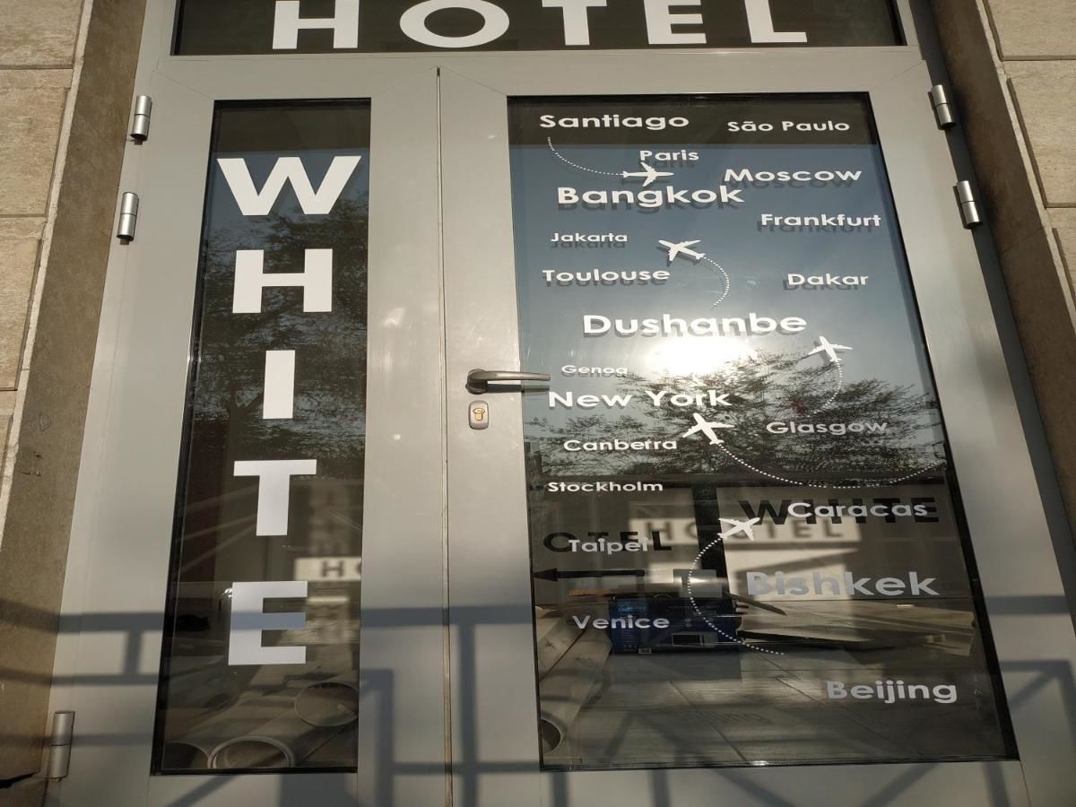Отель WHITE HOTEL & HOSTEL Бишкек-38